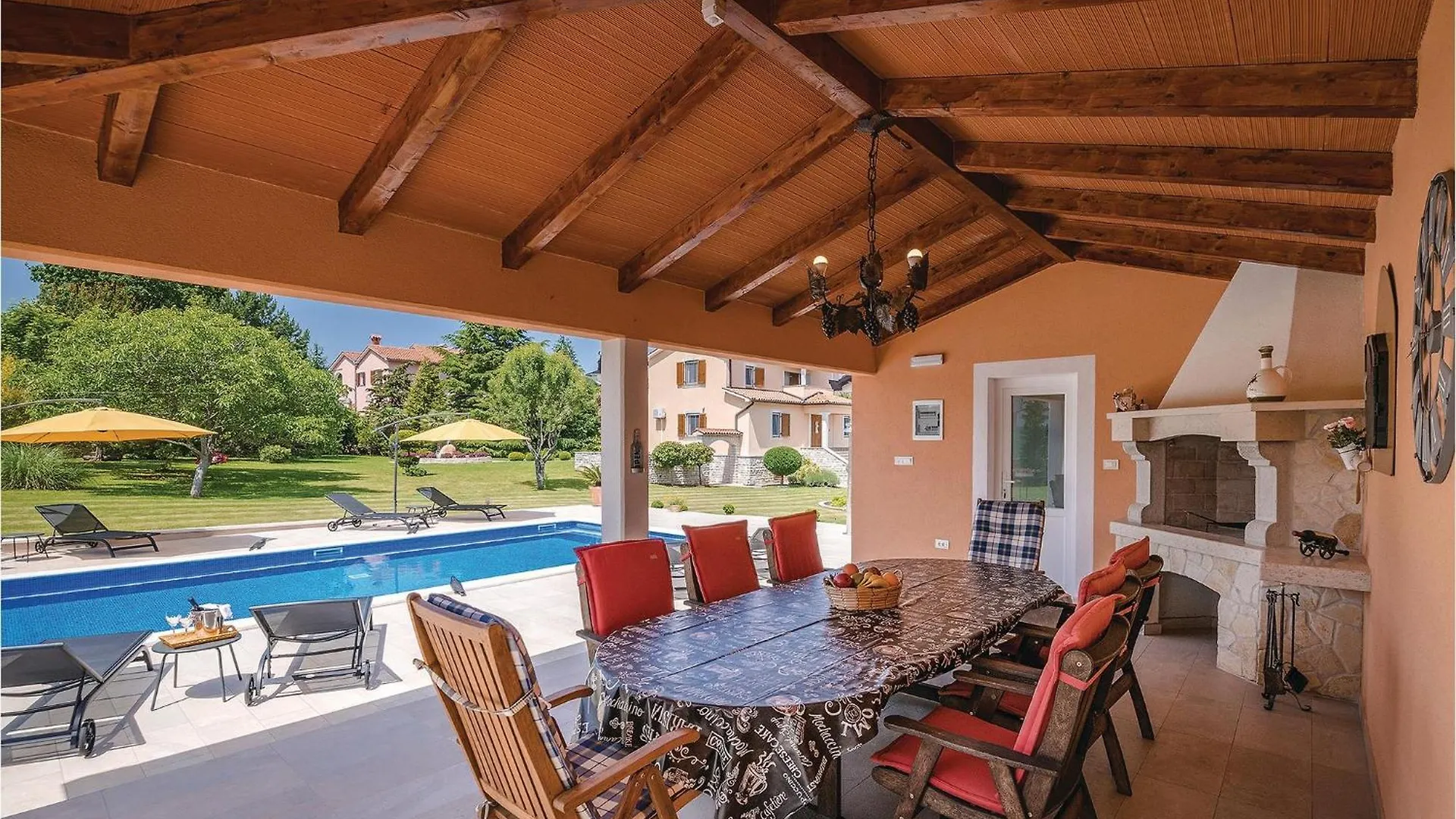 Gorgeous Home In Labin With Kitchen Лабин